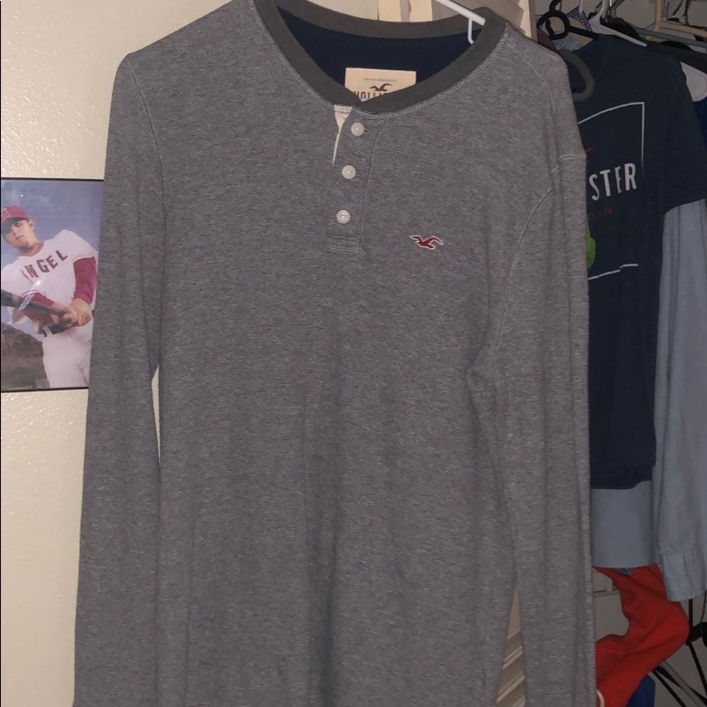 Men’s Hollister light weight sweater